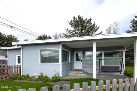 311 Erskine Ave, Kodiak, AK 99615