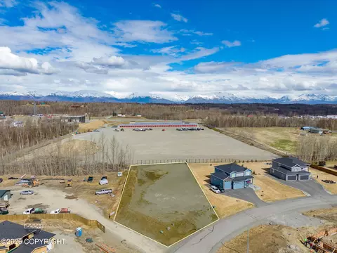 2176 S Sanctuary Dr, Wasilla, AK 99654
