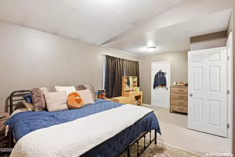 Bedroom - 11400 Heritage Ct, Eagle River, AK 99577 photo 3 of 3