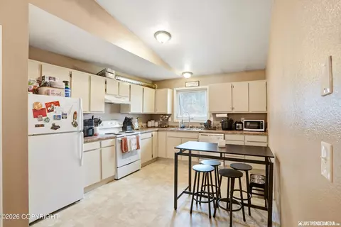 Kitchen - 11400 Heritage Ct, Eagle River, AK 99577 photo 1 of 3