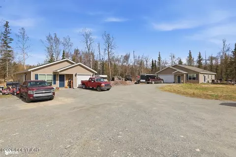1261 E Spruce Ave, Wasilla, AK 99654