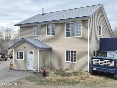 2830 S Beechwood Cir, Big Lake, AK 99652