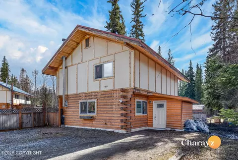 955 Seawolf Dr, North Pole, AK 99705