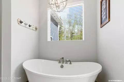Bath - 7218 E Riparian Loop, Palmer, AK 99645 photo 5 of 9