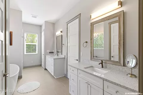 Bath - 7218 E Riparian Loop, Palmer, AK 99645 photo 2 of 9