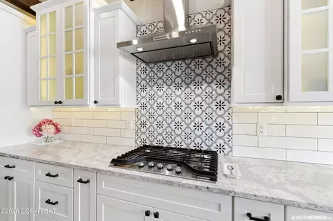Kitchen - 7218 E Riparian Loop, Palmer, AK 99645 photo 8 of 10