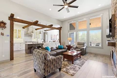 Living - 7218 E Riparian Loop, Palmer, AK 99645 photo 2 of 6