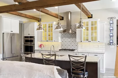 Kitchen - 7218 E Riparian Loop, Palmer, AK 99645 photo 2 of 10