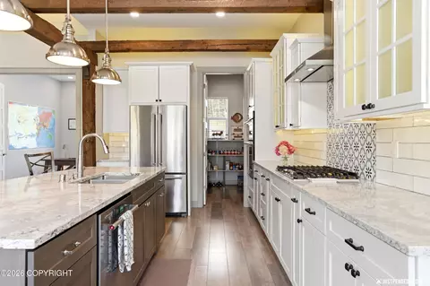 Kitchen - 7218 E Riparian Loop, Palmer, AK 99645 photo 7 of 10