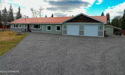 4028 Copperville Rd, Glennallen, AK 99588