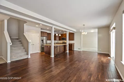 Living - 1007 Northpointe Bluff Dr, Anchorage, AK 99501 photo 4 of 6