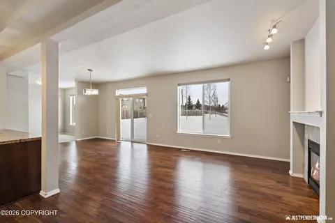 Living - 1007 Northpointe Bluff Dr, Anchorage, AK 99501 photo 1 of 6