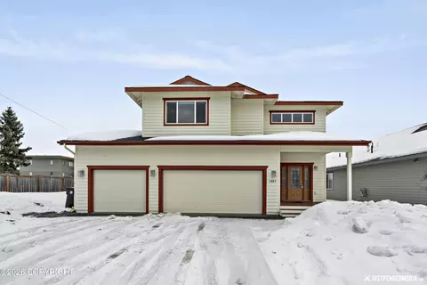 1007 Northpointe Bluff Dr, Anchorage, AK 99501