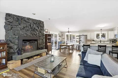 Living - 4154 Hampton Dr, Anchorage, AK 99504 photo 1 of 7