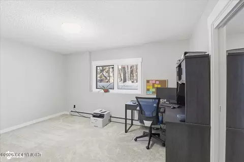 Bedroom - 4154 Hampton Dr, Anchorage, AK 99504 photo 1 of 6