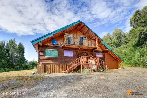 10474 E Chief Nicholai Ln, Trapper Creek, AK 99683