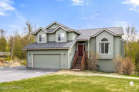 2113 N Verde Dr, Palmer, AK 99645