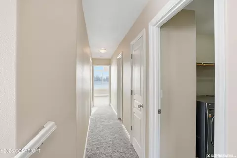 Entry Way - 201 E 13th Ave, Anchorage, AK 99501 photo 1 of 2