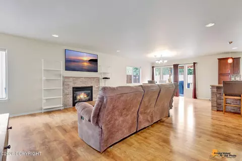 Living - 9103 Eagle River Ln, Eagle River, AK 99577 photo 1 of 1