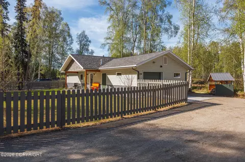 2239 Patterson Ln, North Pole, AK 99705