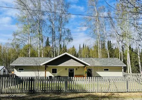 2239 Patterson Ln, North Pole, AK 99705