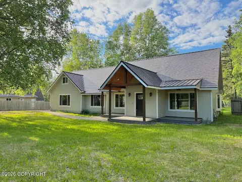735 W Winter Ave, Wasilla, AK 99654