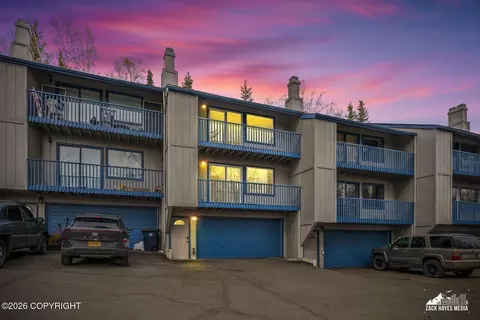 929 Clay Ct #9, Anchorage, AK 99503