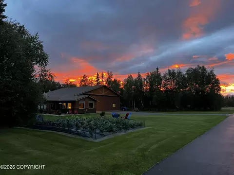 6960 E Beechcraft Rd, Wasilla, AK 99654