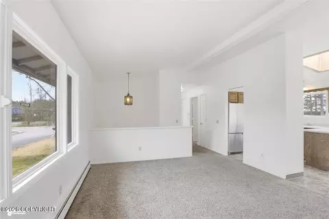 Living - 2810 Wiley Post Ave, Anchorage, AK 99517 photo 3 of 5