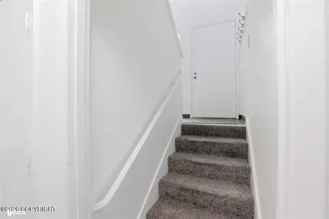 Entry Way - 2810 Wiley Post Ave, Anchorage, AK 99517 photo 4 of 6