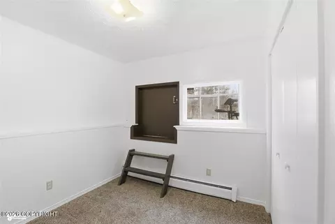 Bedroom - 2810 Wiley Post Ave, Anchorage, AK 99517 photo 10 of 11