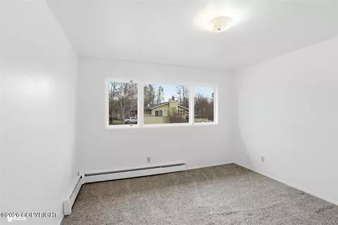 Bedroom - 2810 Wiley Post Ave, Anchorage, AK 99517 photo 4 of 11
