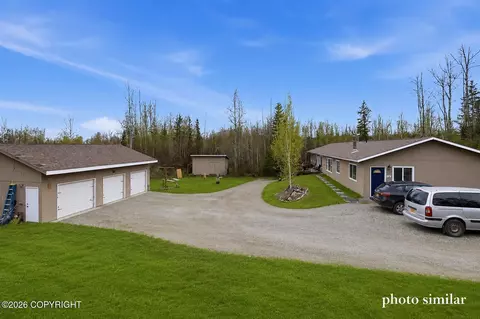 7392 W Indigo Dr, Wasilla, AK 99623
