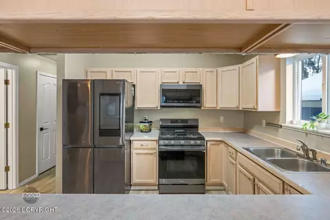 Kitchen - 8935 Birch Park Cir, Eagle River, AK 99577 photo 1 of 4