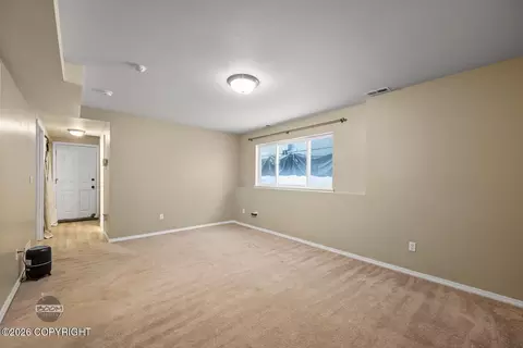 Living - 8935 Birch Park Cir, Eagle River, AK 99577 photo 6 of 6
