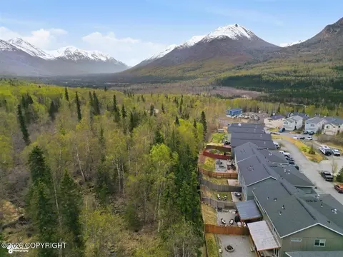 View/Area - 9095 Eagle River Ln, Eagle River, AK 99577 photo 2 of 5