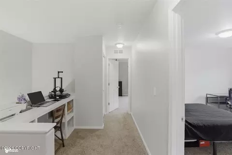 Entry Way - 9095 Eagle River Ln, Eagle River, AK 99577 photo 4 of 5