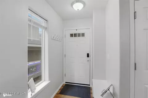 Entry Way - 9095 Eagle River Ln, Eagle River, AK 99577 photo 2 of 5