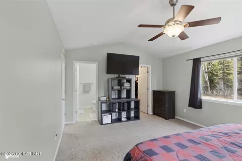Bedroom - 9095 Eagle River Ln, Eagle River, AK 99577 photo 2 of 6