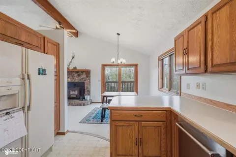 Kitchen - 8861 E Lexington St, Palmer, AK 99645 photo 6 of 6