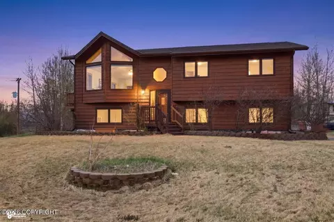 Exterior - 8861 E Lexington St, Palmer, AK 99645 photo 2 of 37