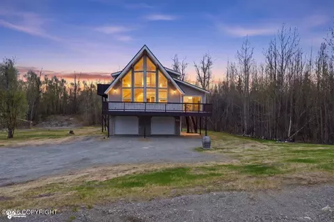 7230 E Waldron Cove Ct, Palmer, AK 99645