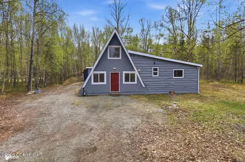 1500 W Melanie Ave, Wasilla, AK 99654