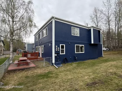 6313 E 32nd Ave, Anchorage, AK 99504 photo 3