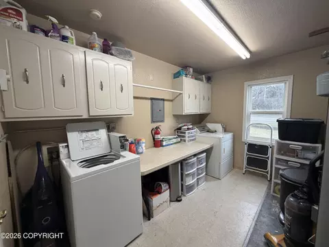 6313 E 32nd Ave, Anchorage, AK 99504 photo 17