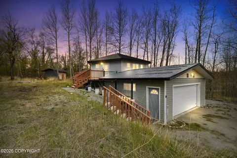 12361 E Biscane Dr, Palmer, AK 99645