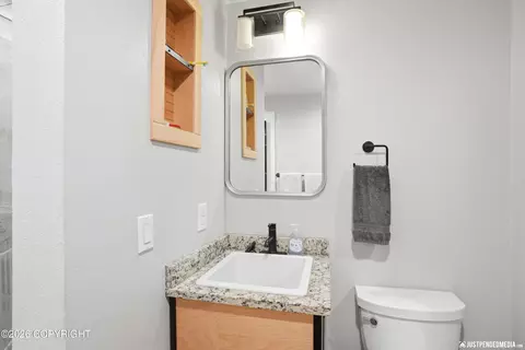1870 E 53rd Ave, Anchorage, AK 99507 photo 16