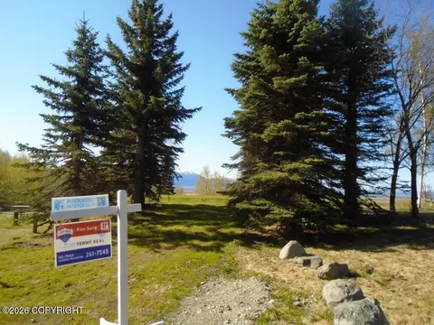 13360 Reef Pl, Anchorage, AK 99515