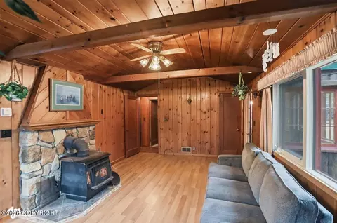Living - 5631 E 115th Ave, Anchorage, AK 99516 photo 3 of 3