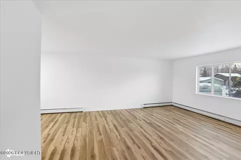 Living - 7339 E 17th Ave, Anchorage, AK 99504 photo 2 of 5